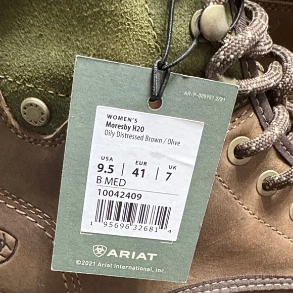 Ariat Women’s NWT Tan and Olive Waterproof  Boots - Picture 2 of 6